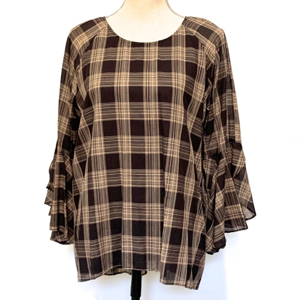 Lauren Conrad NWT Plaid High Low Top Size Large